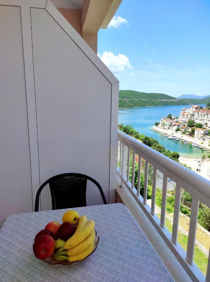 Apartments And Rooms Breeze Неум Екстериор снимка