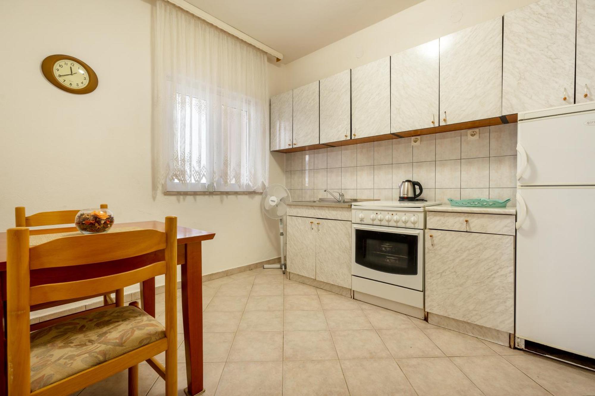 Apartments And Rooms Breeze Неум Екстериор снимка