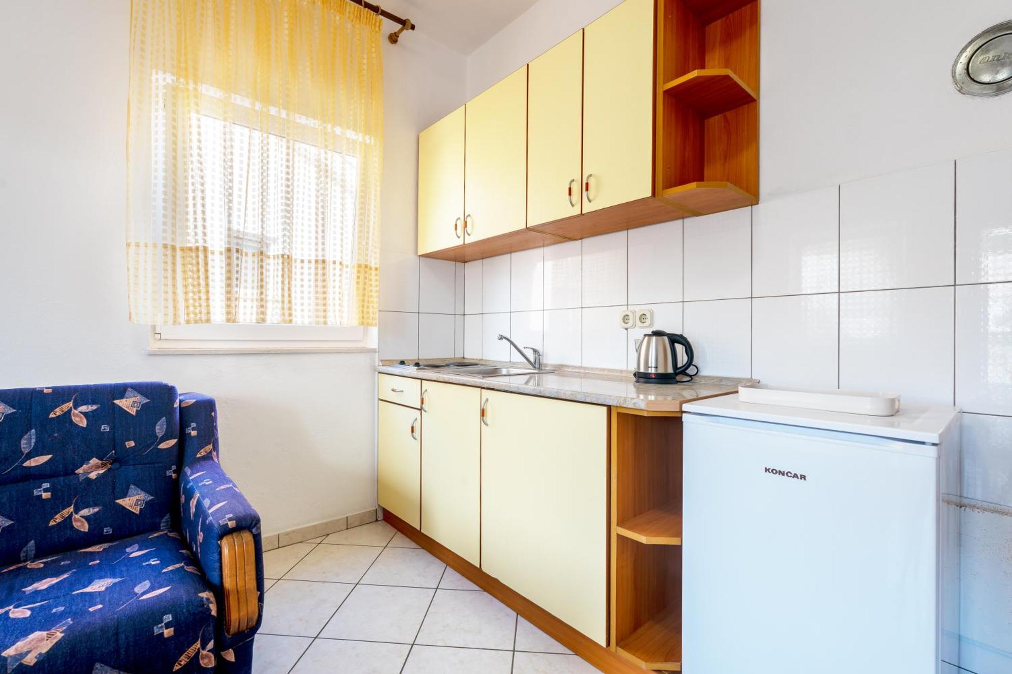 Apartments And Rooms Breeze Неум Стая снимка
