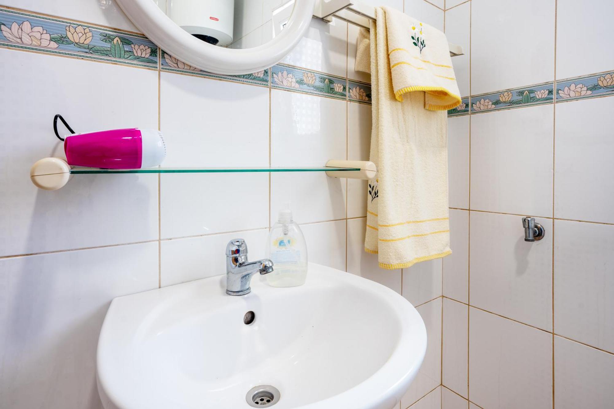 Apartments And Rooms Breeze Неум Екстериор снимка