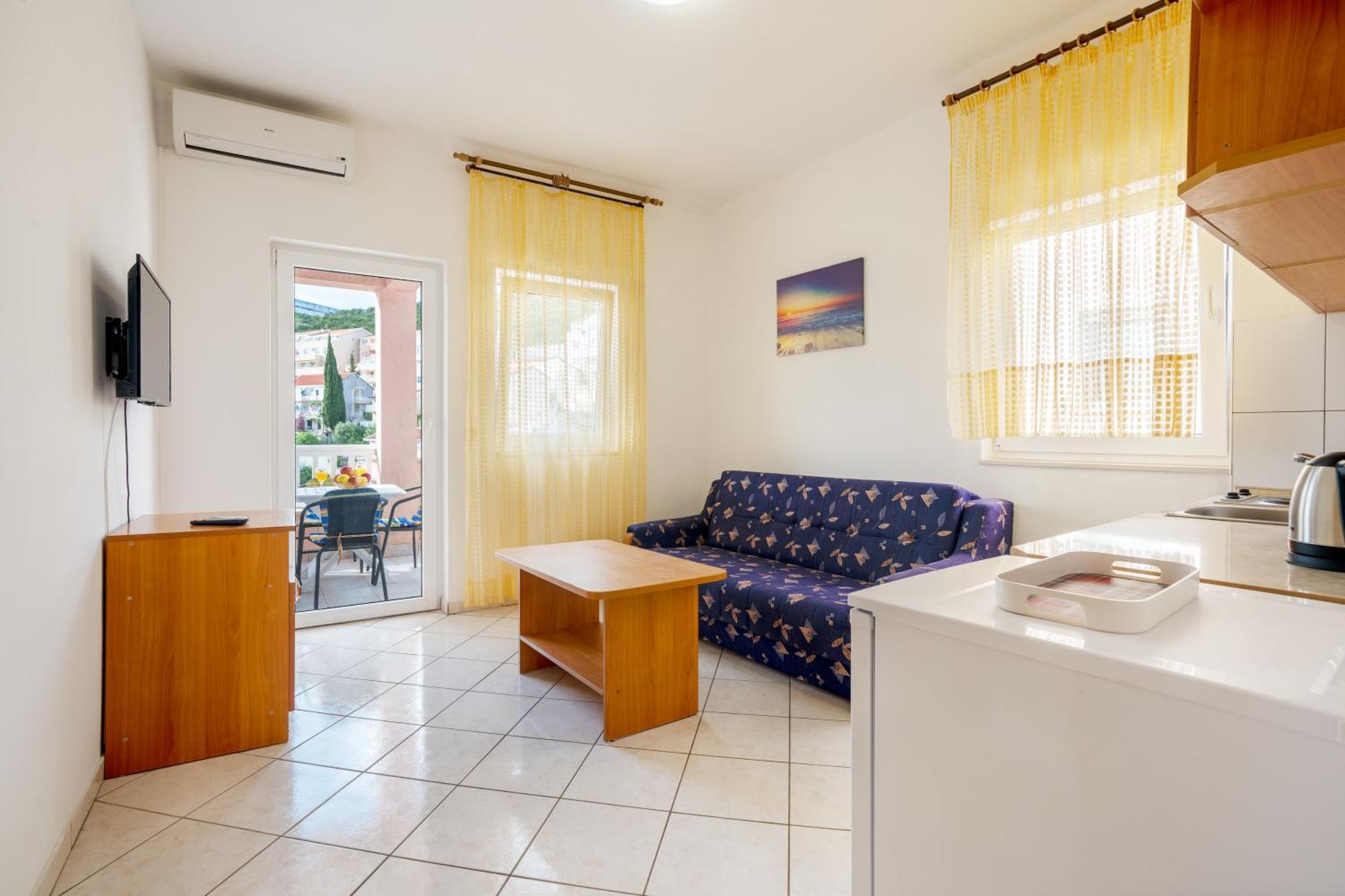 Apartments And Rooms Breeze Неум Стая снимка